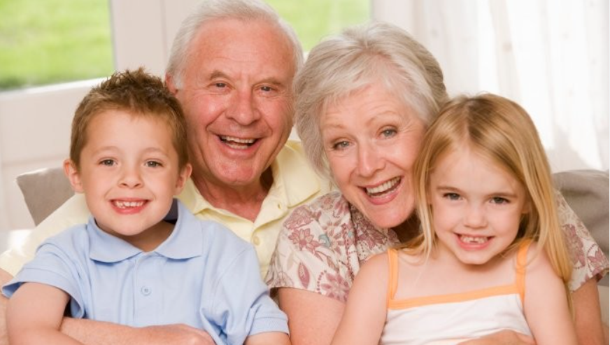 7 Ways Grandparents Can Help Grandchildren Pay for College