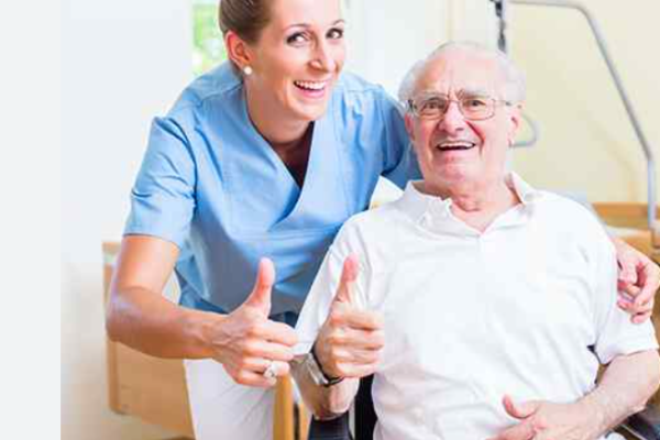 Selecting the Ideal Caregiver for Your Elderly Loved One